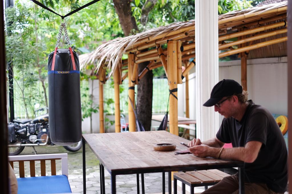 Hoz Bed & Breakfast Yogyakarta Eksteriør billede