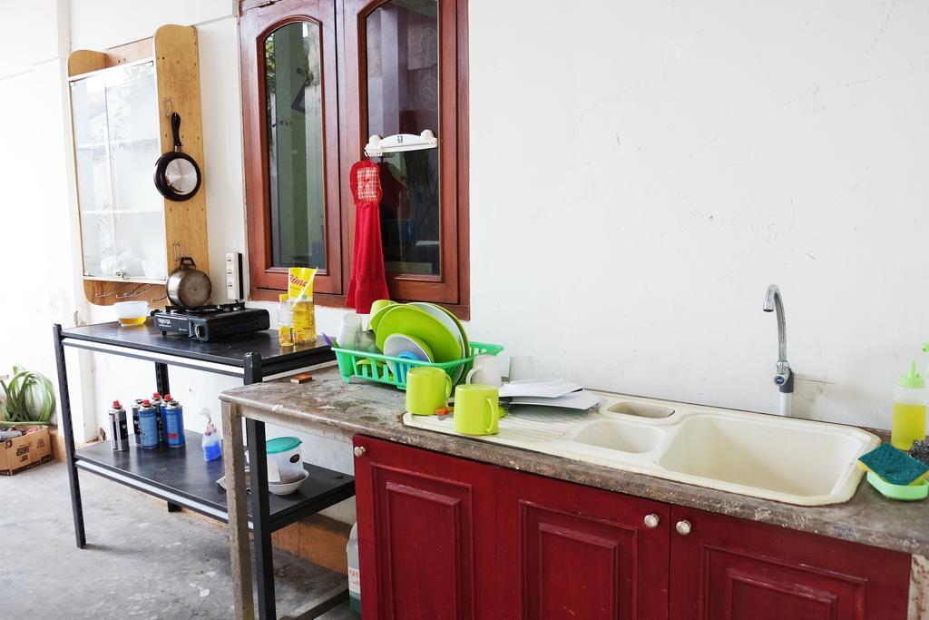 Hoz Bed & Breakfast Yogyakarta Eksteriør billede