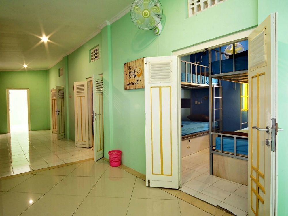 Hoz Bed & Breakfast Yogyakarta Eksteriør billede